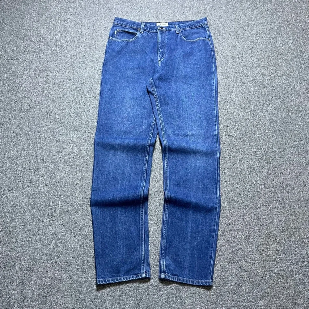 L.L. Bean Classic Fit Jeans 36x36 Blue Straight Leg Denim Pants Medium Wash
